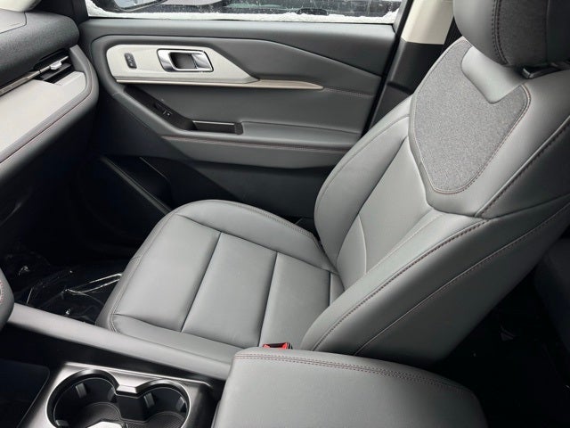 2026 Ford Explorer Active w/Heated Steering Wheel