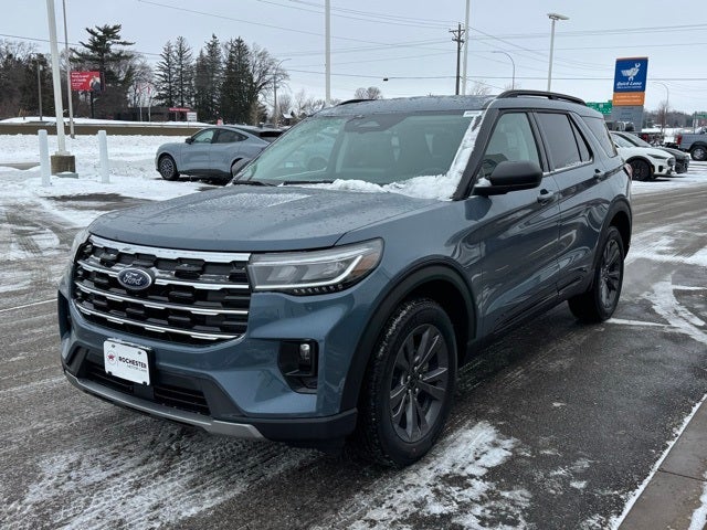 2026 Ford Explorer Active w/Heated Steering Wheel