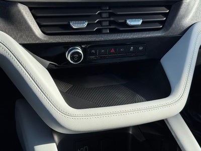 2026 Ford Explorer Platinum w/Glass Roof + Massaging Seats