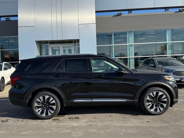 2026 Ford Explorer Platinum w/Glass Roof + Massaging Seats