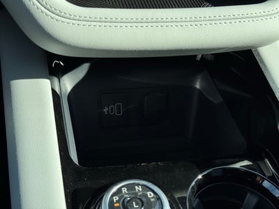 2026 Ford Explorer Platinum w/Glass Roof + Massaging Seats