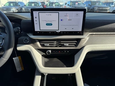 2026 Ford Explorer Platinum w/Glass Roof + Massaging Seats