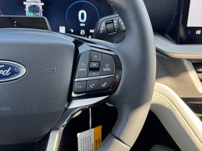 2026 Ford Explorer Platinum w/Glass Roof + Massaging Seats