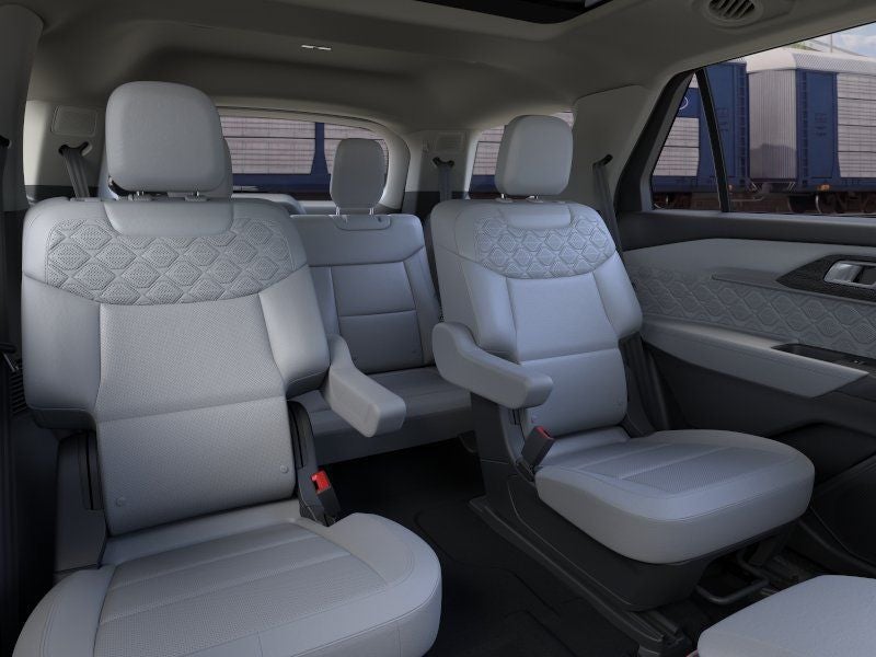 2026 Ford Explorer Platinum w/Fixed Glass Roof