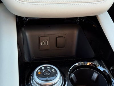 2026 Ford Explorer Platinum w/Glass Roof + Massaging Seats