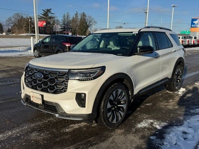 2026 Ford Explorer Platinum w/Glass Roof + Massaging Seats