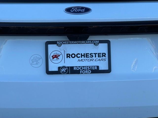 2026 Ford Explorer Platinum w/Glass Roof + Massaging Seats