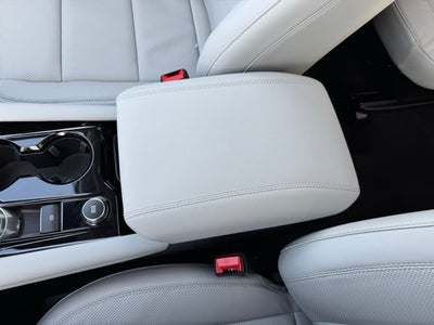 2026 Ford Explorer Platinum w/Fixed Glass Roof