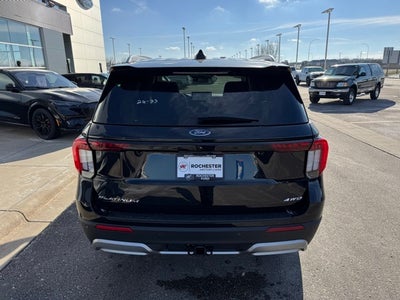 2026 Ford Explorer Platinum w/Glass Roof + Massaging Seats