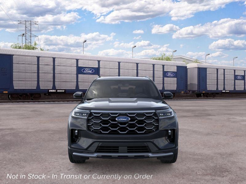 2026 Ford Explorer Platinum w/Glass Roof + Lux Leather Pkg
