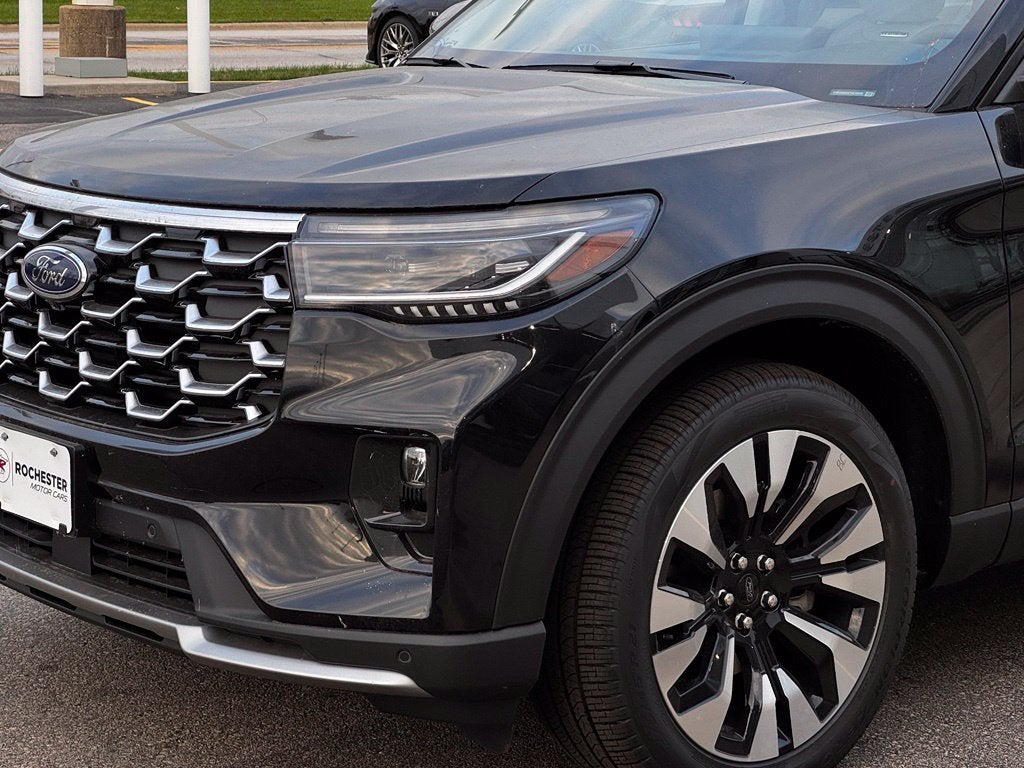 2026 Ford Explorer Platinum w/Glass Roof ++ Lux Leather Pkg