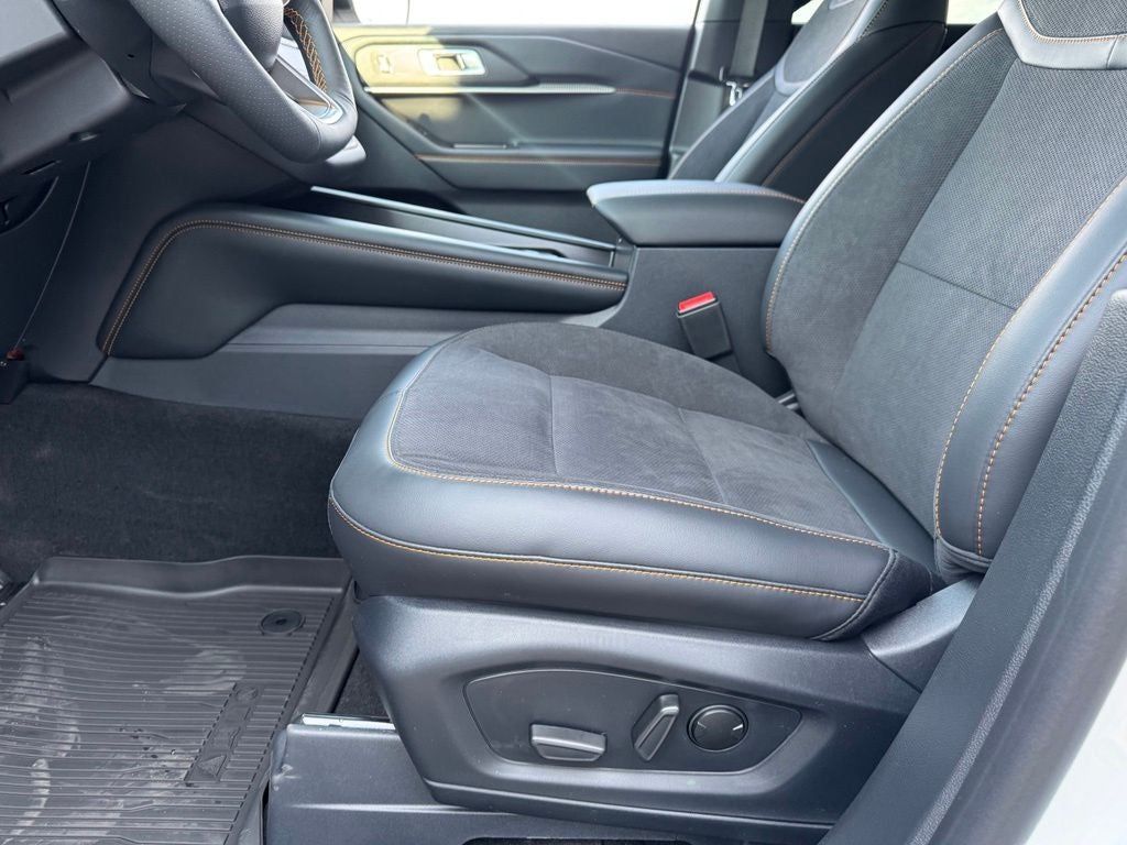 2026 Ford Explorer Tremor w/Convenience Pkg