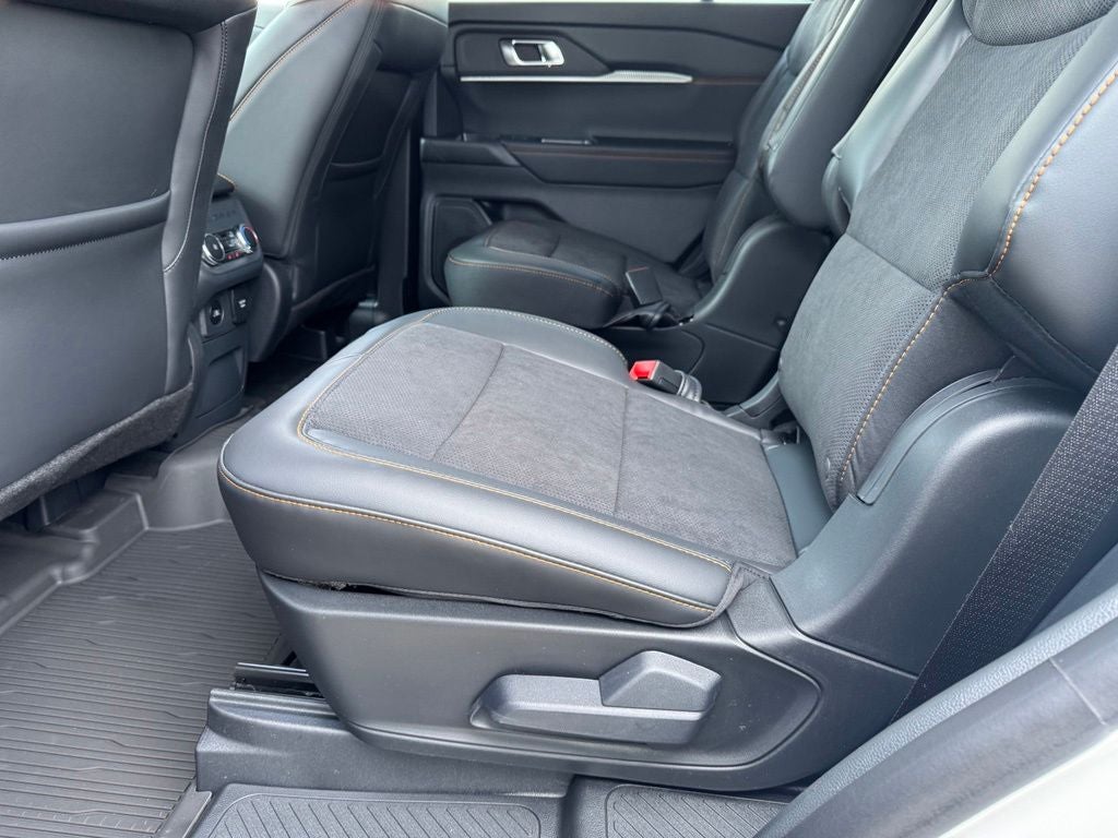 2026 Ford Explorer Tremor w/Convenience Pkg