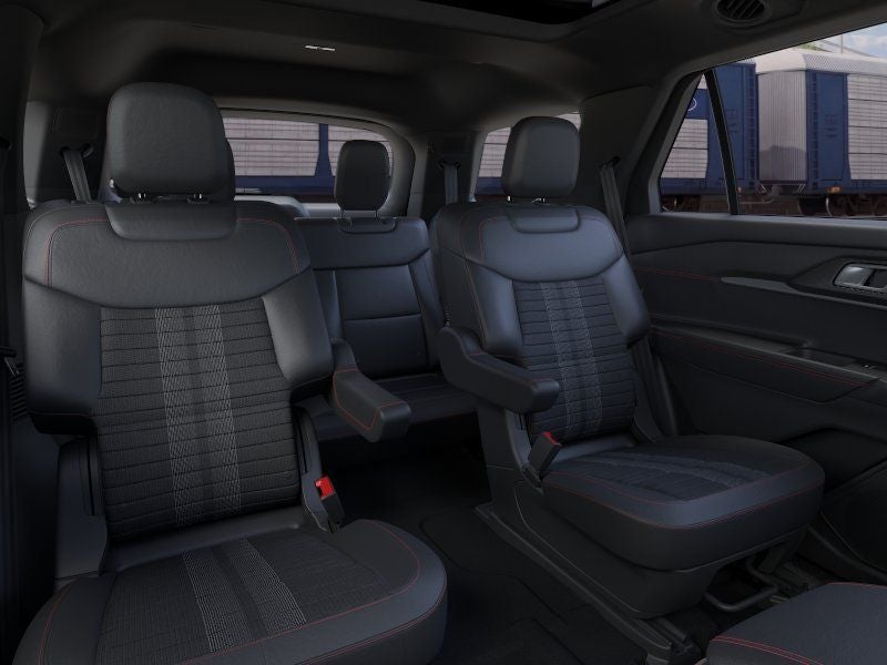 2026 Ford Explorer ST-Line w/Glas Roof + Premium Pkg