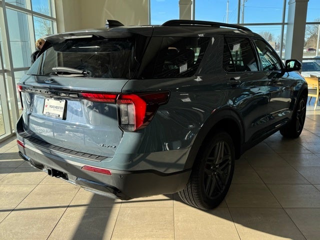 2025 Ford Explorer ST-Line w/Panoramic Vista Roof + Second Row Heated Seats