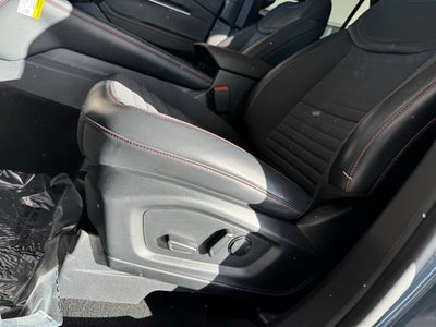 2025 Ford Explorer ST-Line w/Panoramic Vista Roof + Second Row Heated Seats