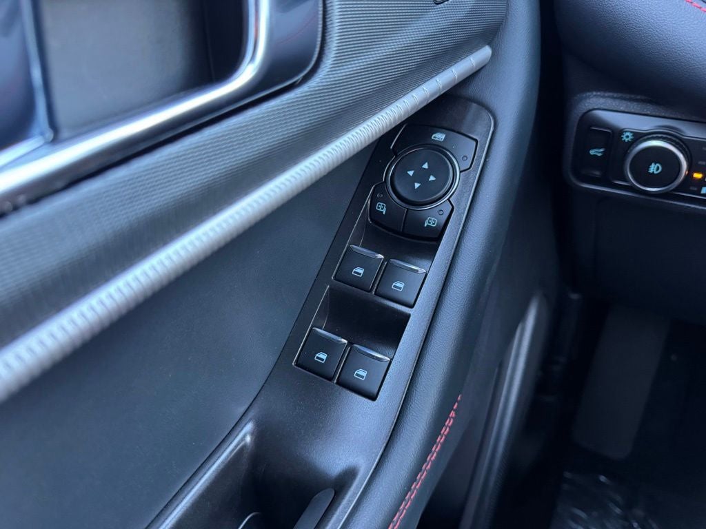 2026 Ford Explorer ST-Line w/Street Pkg