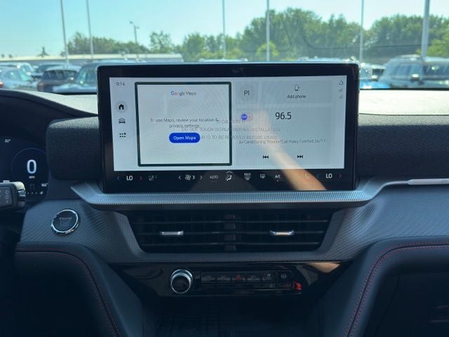 2025 Ford Explorer ST-Line w/Panoramic Vista Roof + Second Row Heated Seats