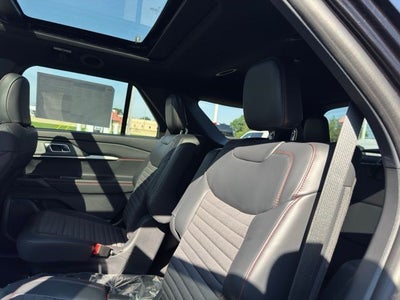 2025 Ford Explorer ST-Line w/Panoramic Vista Roof + Second Row Heated Seats