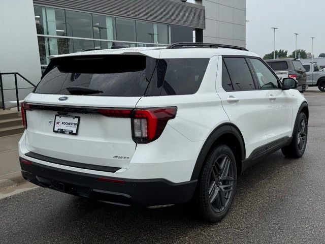 2026 Ford Explorer ST-Line w/Fixed Glass Roof