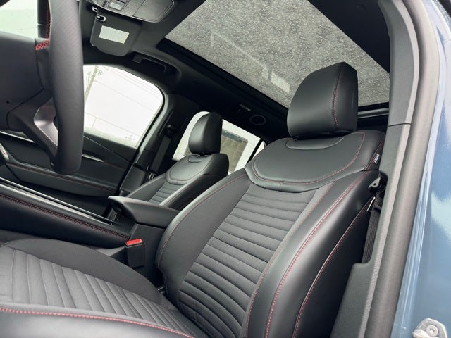 2026 Ford Explorer ST-Line w/Glass Roof + Keyless Entry Keypad