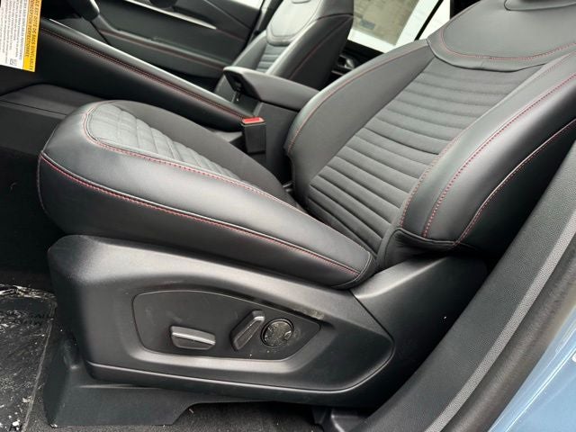 2026 Ford Explorer ST-Line w/Glass Roof + Keyless Entry Keypad