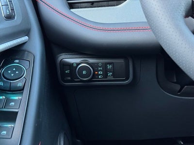 2026 Ford Explorer ST-Line Street Pack