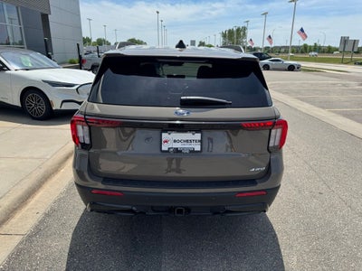 2026 Ford Explorer ST-Line