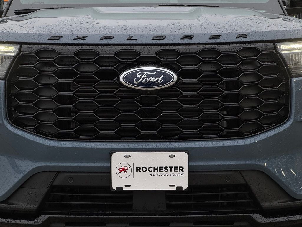2026 Ford Explorer ST-Line w/Glass Roof + Heated Second Row Seats