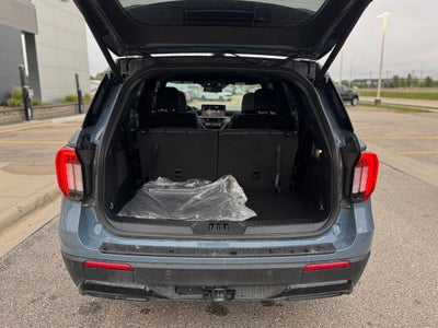 2026 Ford Explorer ST-Line w/Glass Roof + Heated Second Row Seats