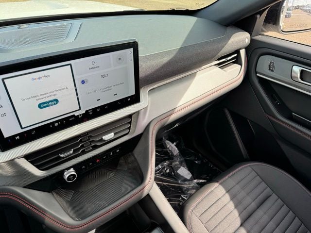 2026 Ford Explorer ST-Line Street Pack