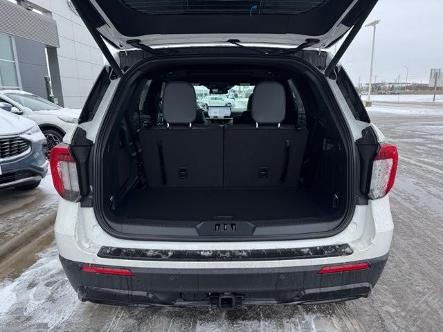 2026 Ford Explorer ST-Line Street Pack