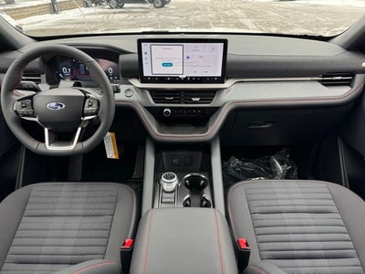 2026 Ford Explorer ST-Line Street Pack