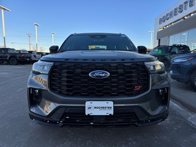 2026 Ford Explorer ST w/Glass Roof + Massaging Seats