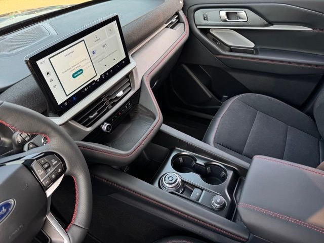 2026 Ford Explorer ST w/Glass Roof + Massaging Seats