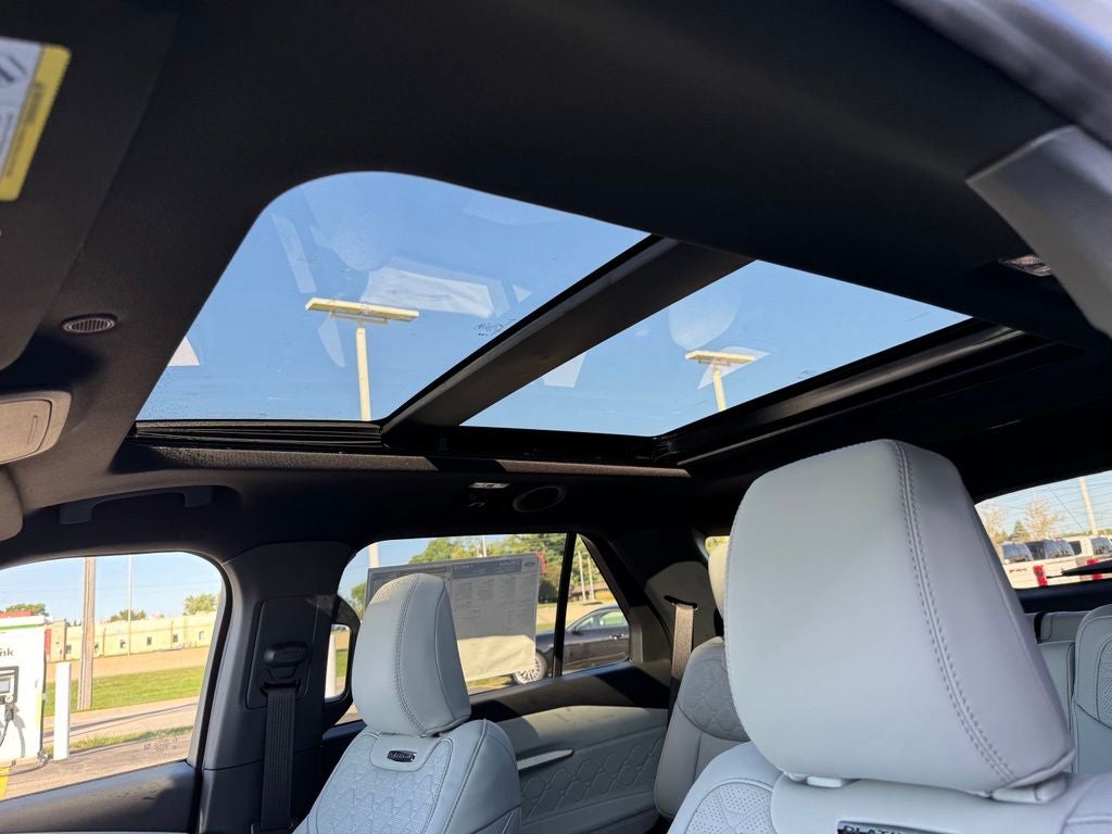 2027 Ford Explorer Platinum