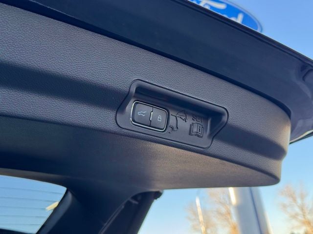 2026 Ford Explorer Tremor w/Fixed Glass Roof + Massaging Seats