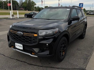 2026 Ford Explorer Tremor w/Massaging Seats + Glass Roof