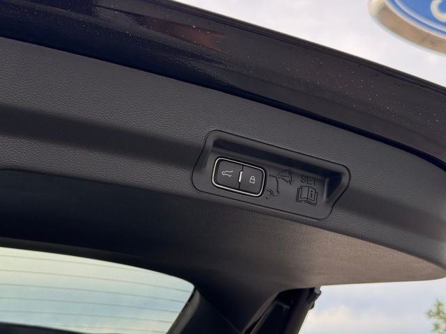 2026 Ford Explorer Tremor w/Massaging Seats + Glass Roof