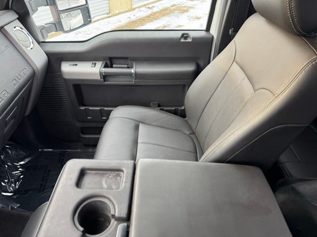 2015 Ford F-250SD Lariat w/ Remote Start + Rear Camera