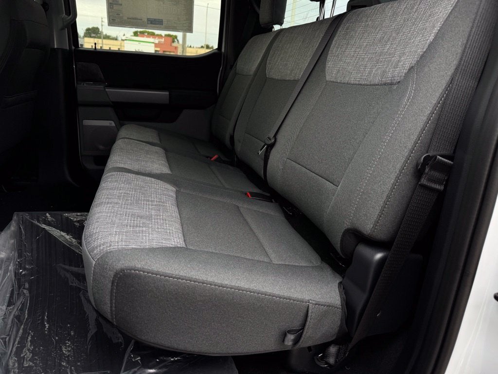 2027 Ford F-350SD XLT