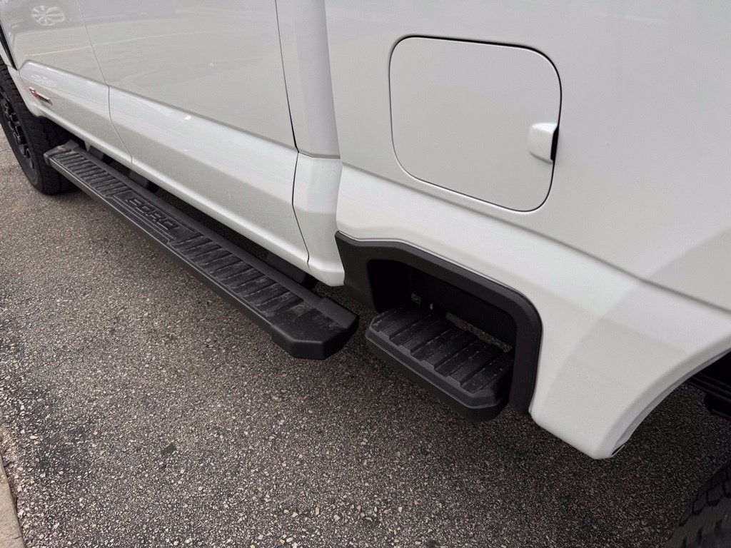 2027 Ford F-350SD XLT