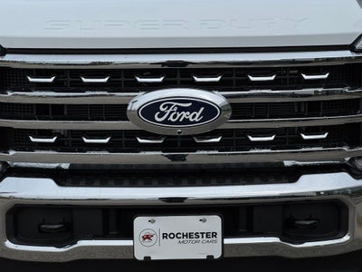 2027 Ford F-350SD Lariat