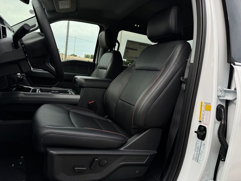 2027 Ford F-350SD Lariat