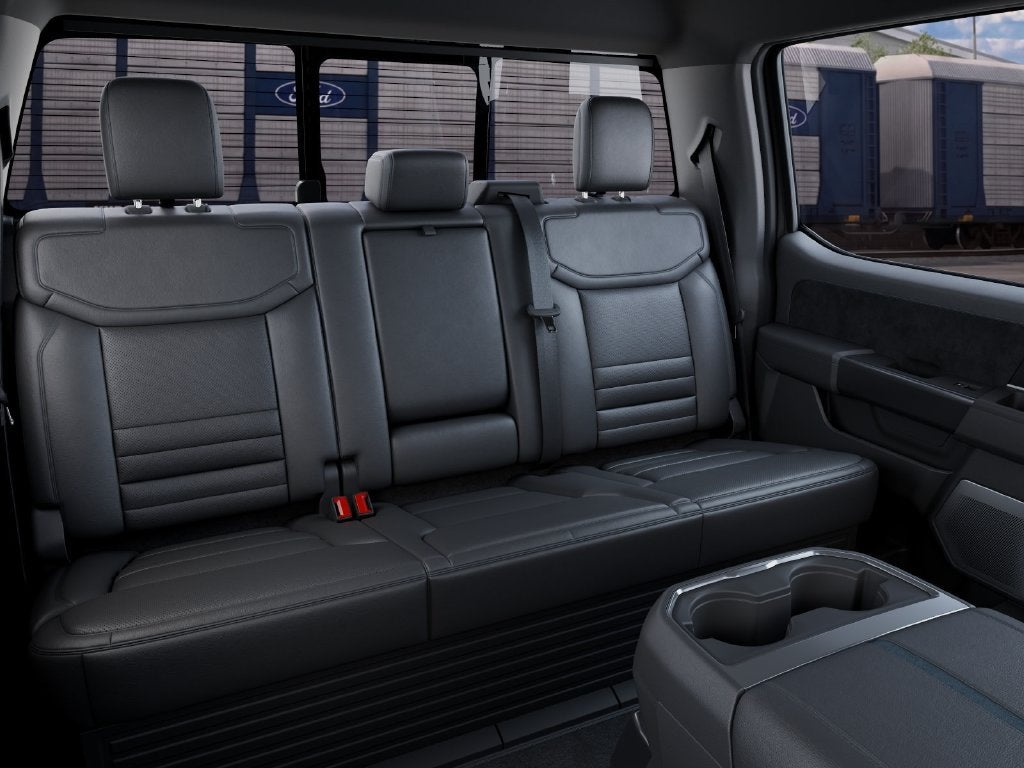 2027 Ford F-350SD F-350® Platinum®