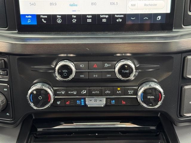 2026 Ford F-350SD Lariat w/FX4 Pkg + Tailgate Step
