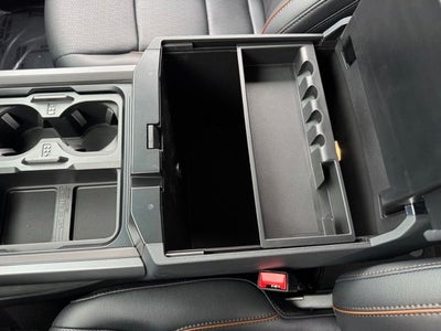 2026 Ford F-350SD Lariat w/FX4 Pkg + Tailgate Step