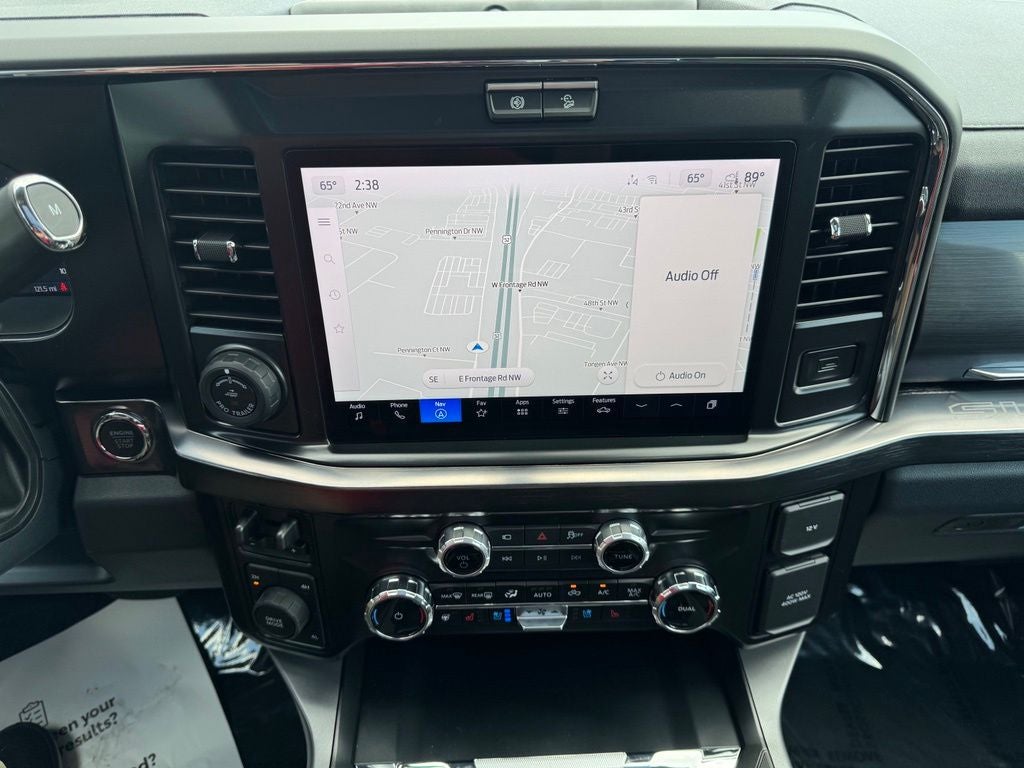 2026 Ford F-350SD Lariat w/5th Wheel Prep + Ultimate Pkg
