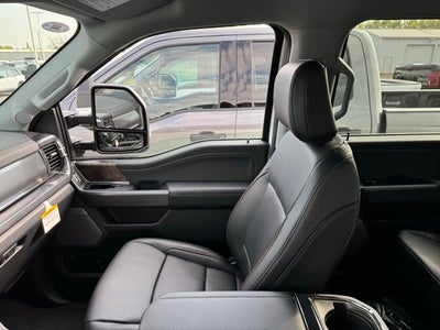 2026 Ford F-350SD Lariat w/FX4 Pkg + Tailgate Step