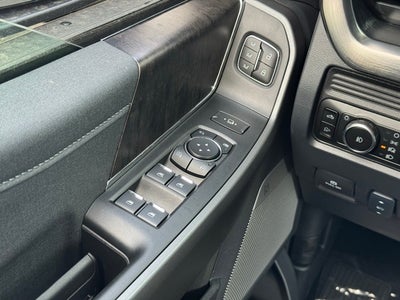 2026 Ford F-350SD Lariat w/FX4 Pkg + Tailgate Step